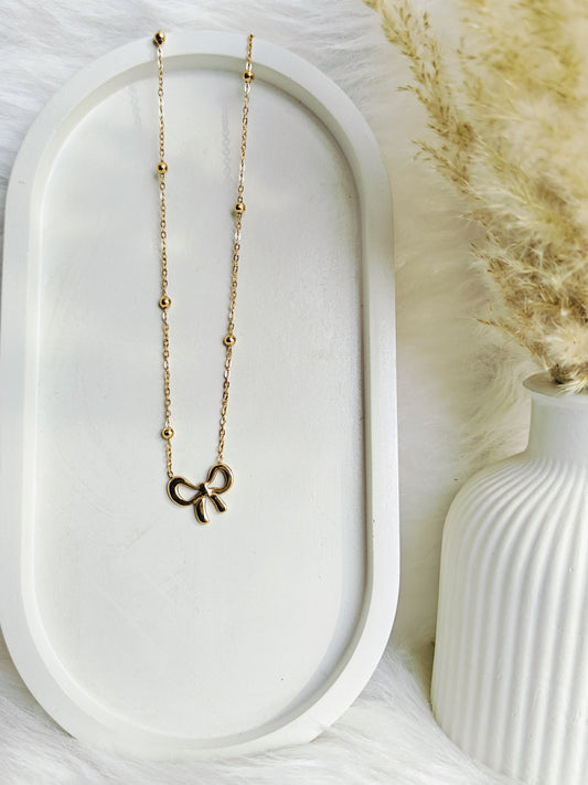 🎀 Elegant Bow Charm Necklace – Premium Gold Finish ✨