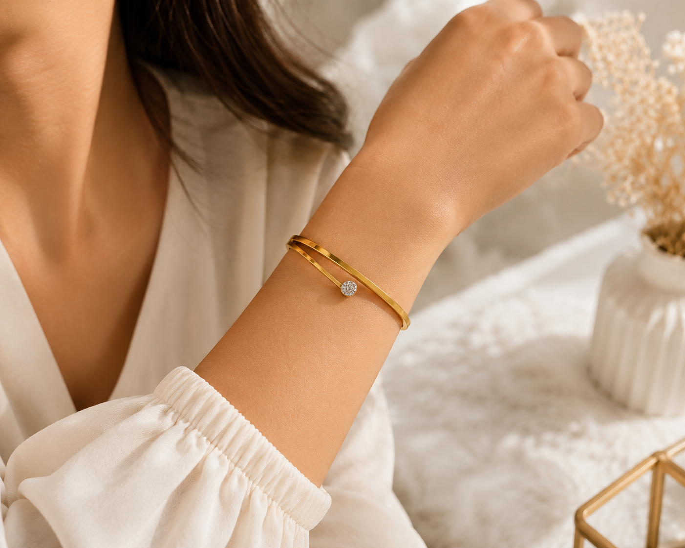 ✨💎 Luxury Gold Crystal Cuff Bracelet for Women 💎✨