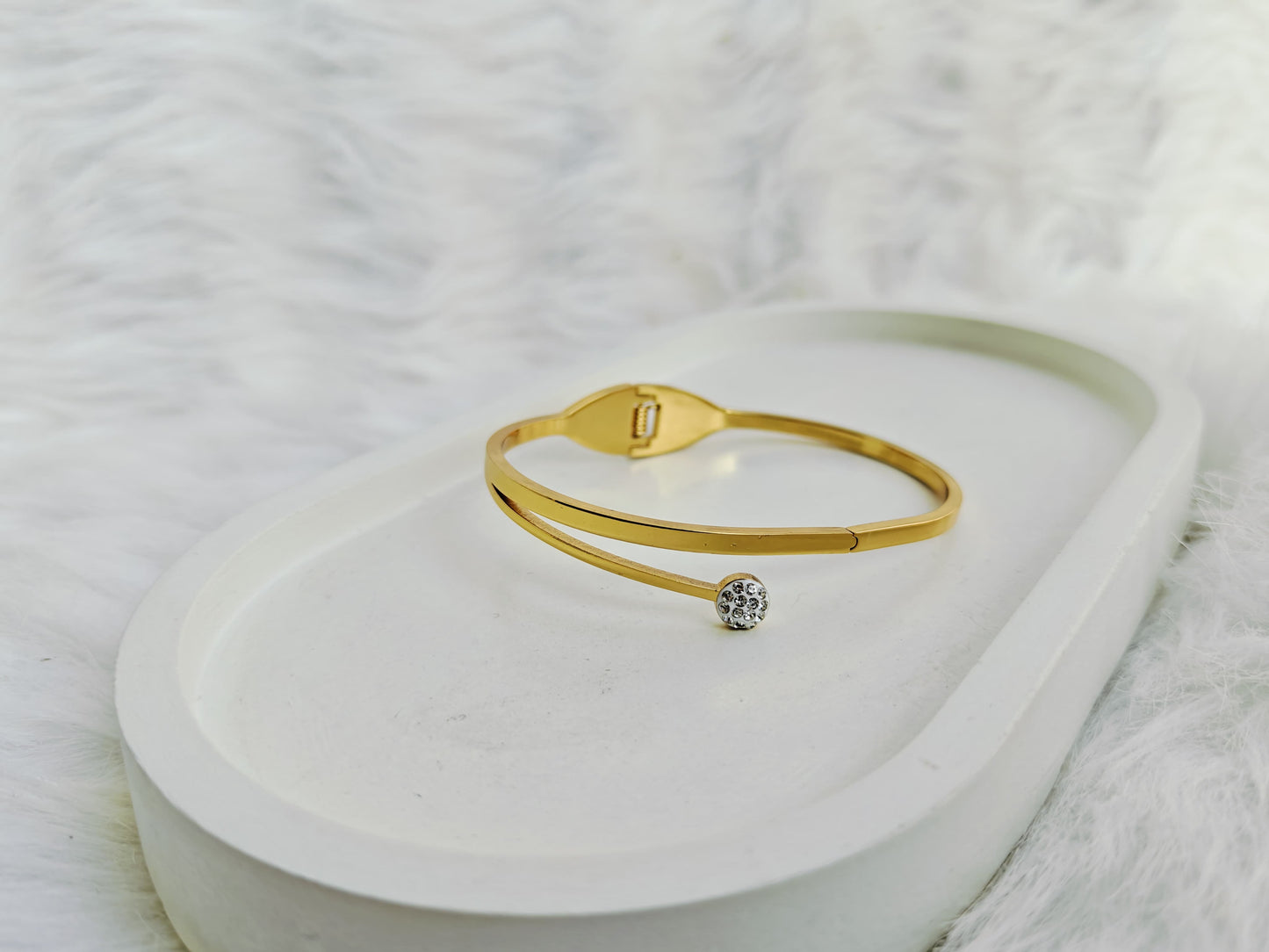 ✨💎 Luxury Gold Crystal Cuff Bracelet for Women 💎✨
